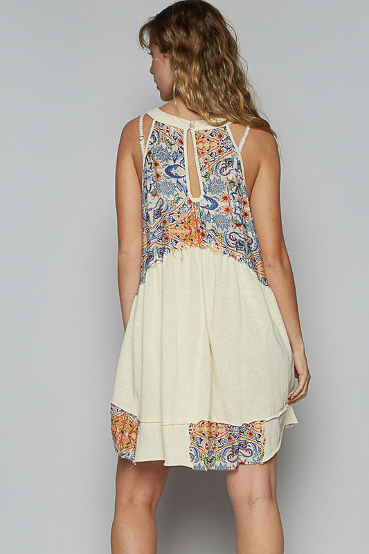 Floral & Cream Detailed Mini