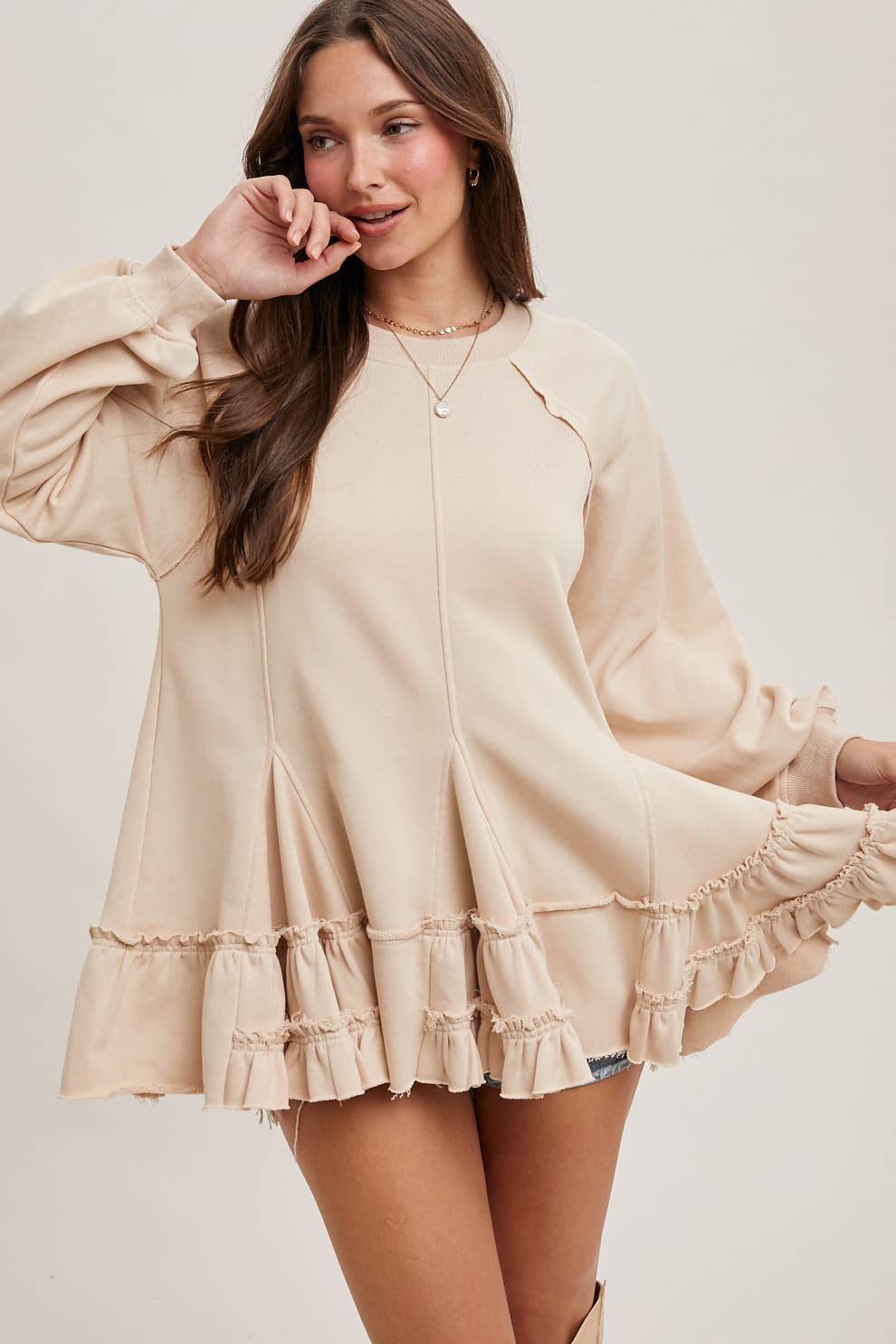 FRENCH TERRY RUFFLED TIERED HEM TUNIC SWEATSHIRT: ASH / M