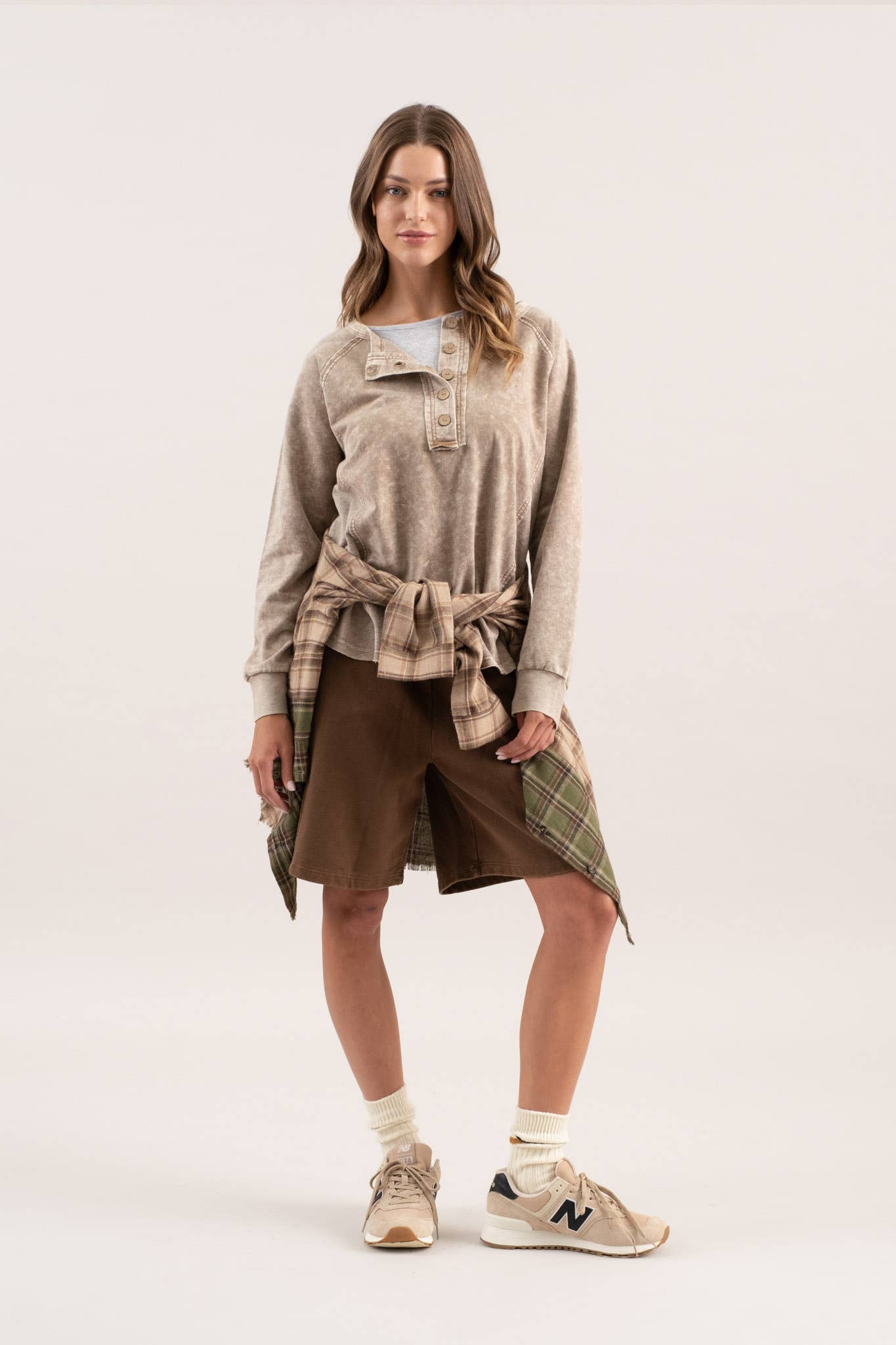 Brown Washed Henly
