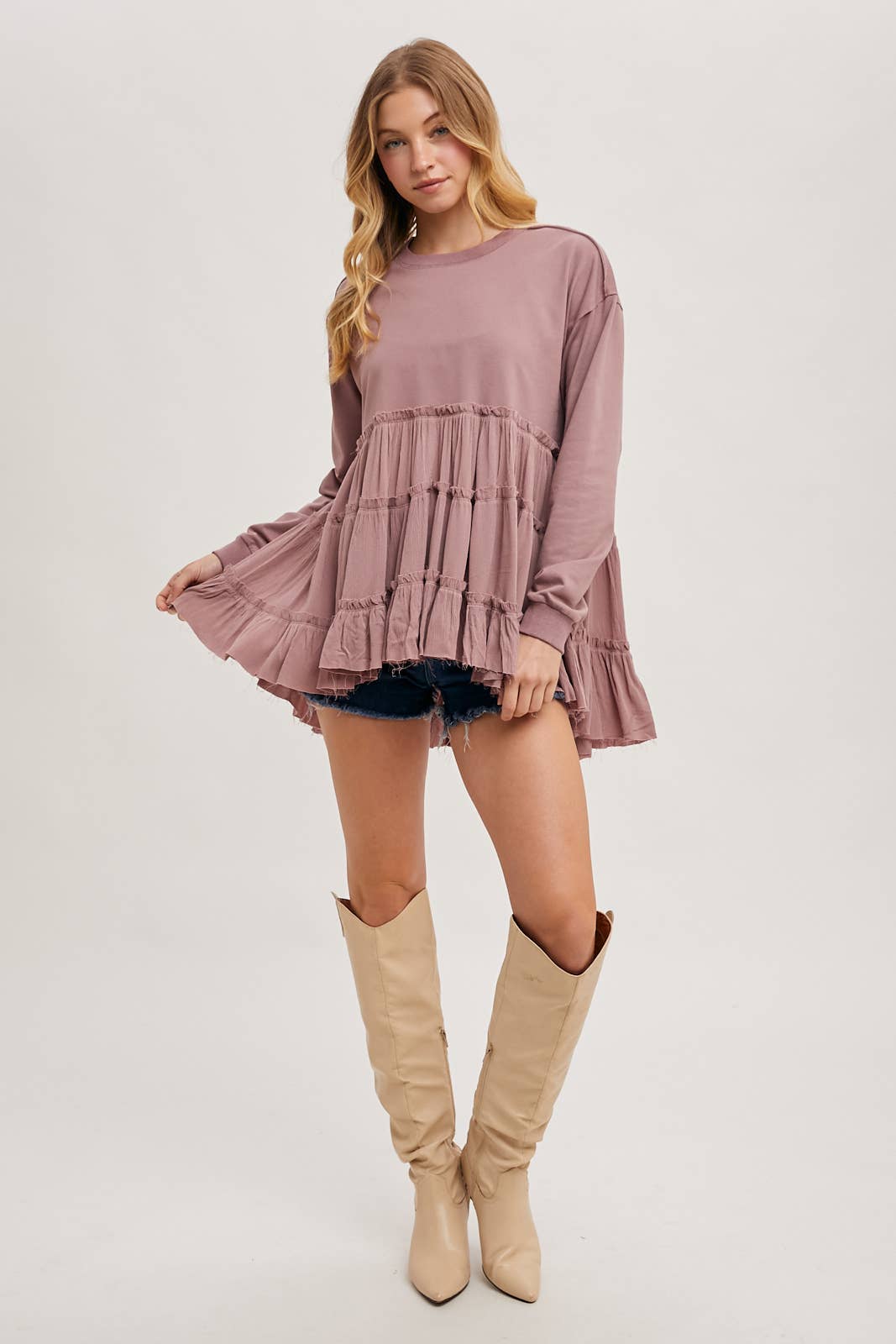 TIERED RUFFLE HEM SWEATSHIRT: OATMEAL / S