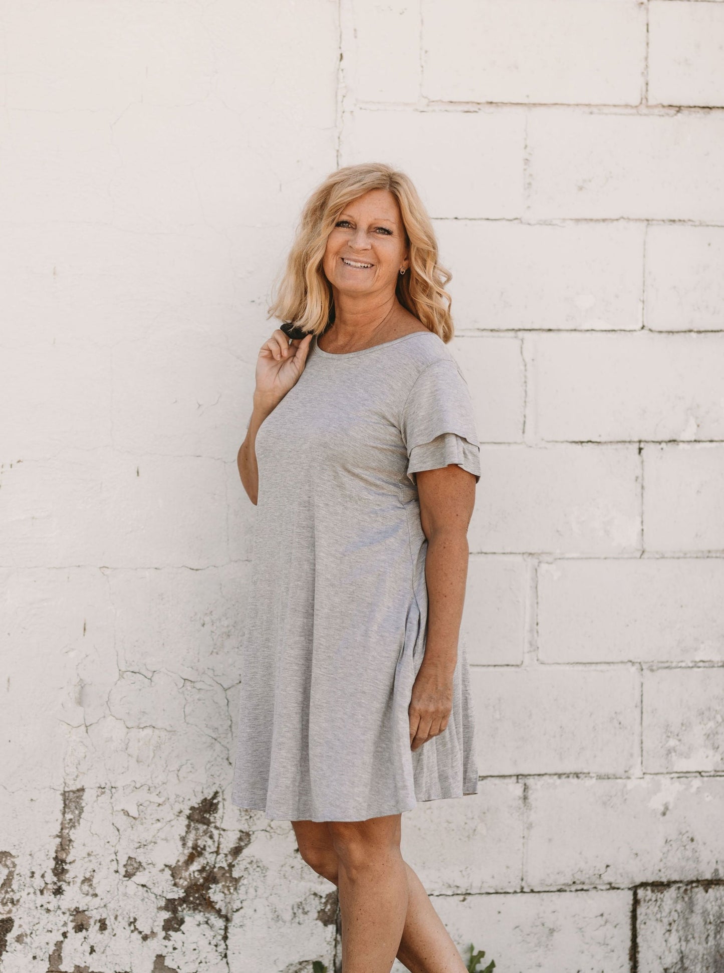 RUFFLED SLEEVE SOLID DRESS