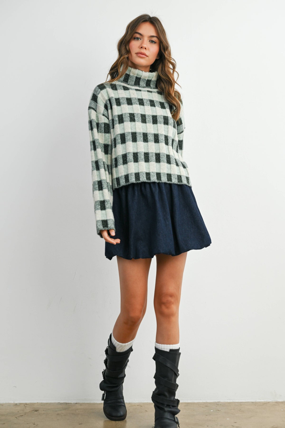 Fall Check Turtleneck Sweater - BMW7532: TAUPE MULTI / M