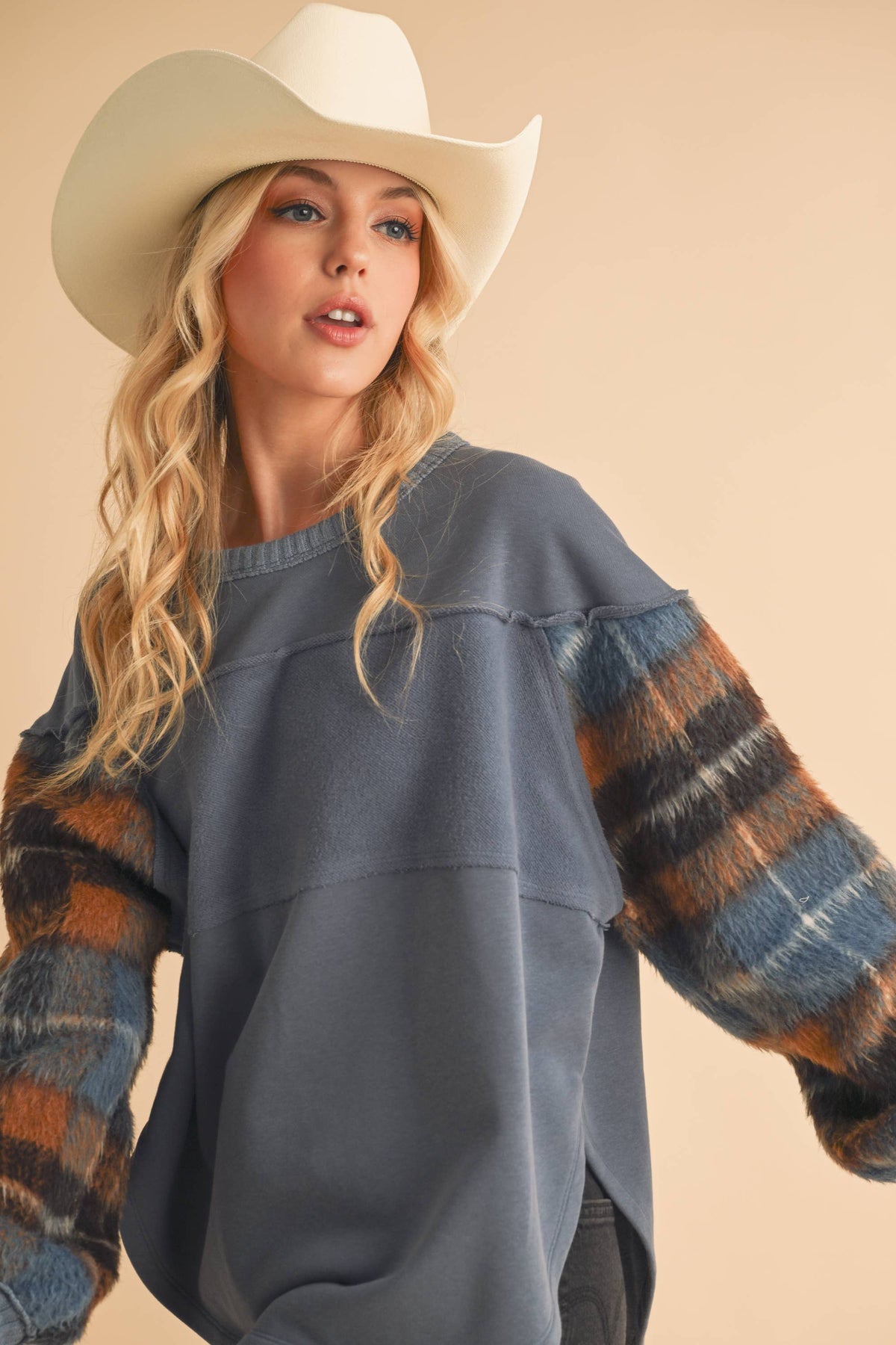 9103FK Malva Plaid Pullover Sweater: Slate Blue / Contemporary / L