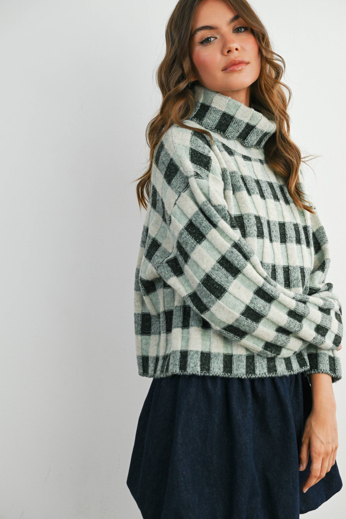 Fall Check Turtleneck Sweater - BMW7532: TAUPE MULTI / M