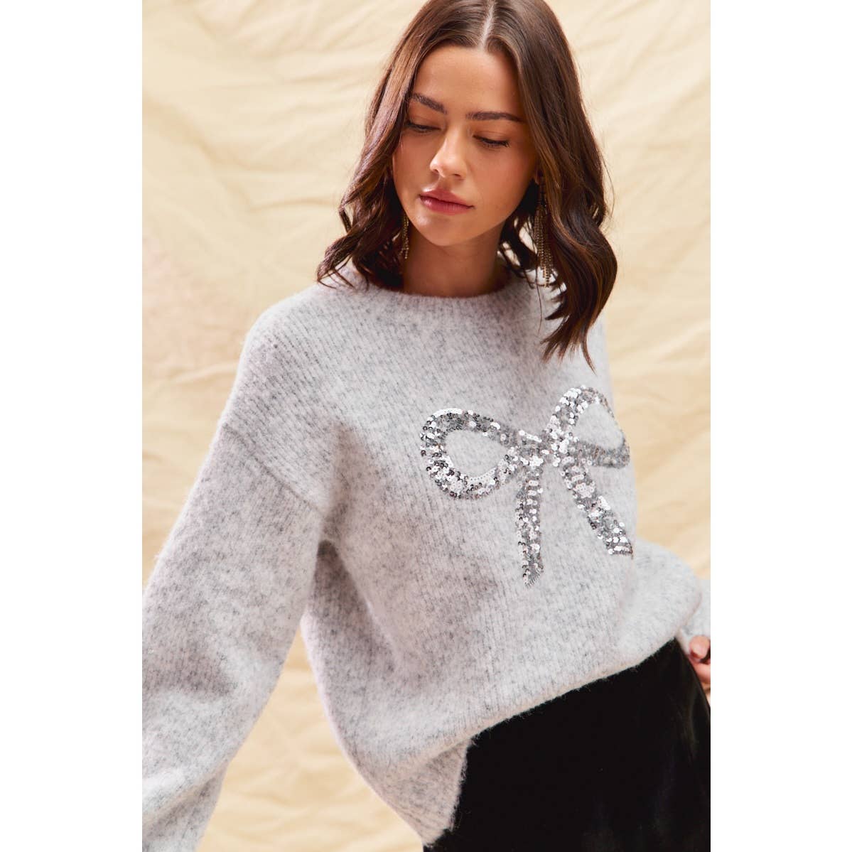RIBBON SEQUINS CHRISTMAS HOLIDAY SWEATER TOP: LT GREY/SILVER / S