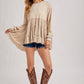 TIERED RUFFLE HEM SWEATSHIRT: OATMEAL / S