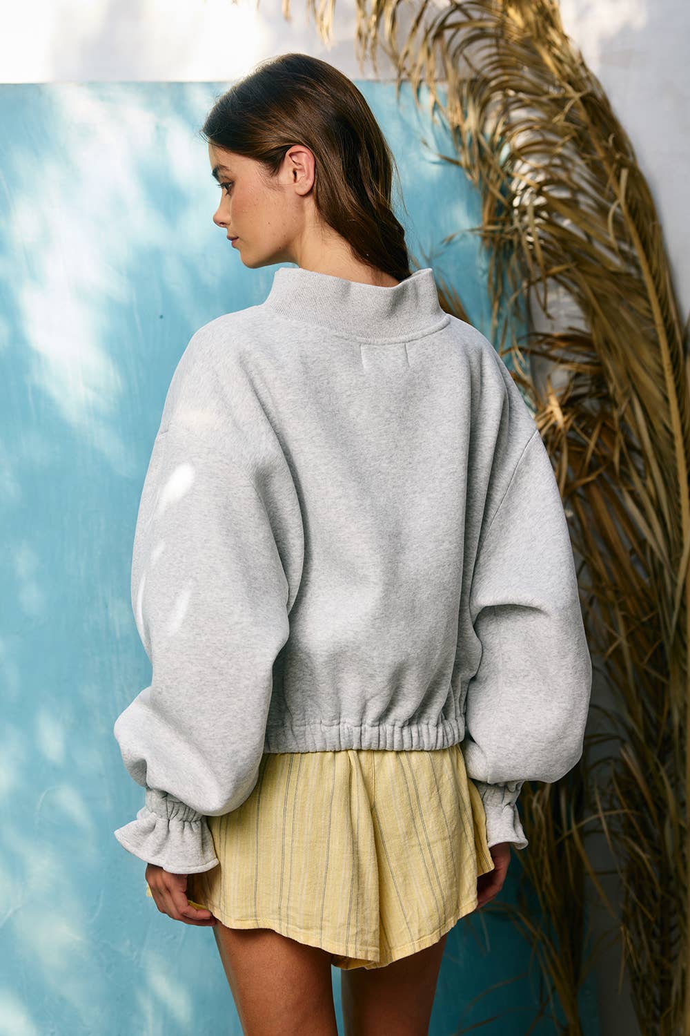 IT2995 Ruffled cuff Detail Mock-neck Crop Terry Sweatshirt: LAVENDER / S-M-L (2-2-2)