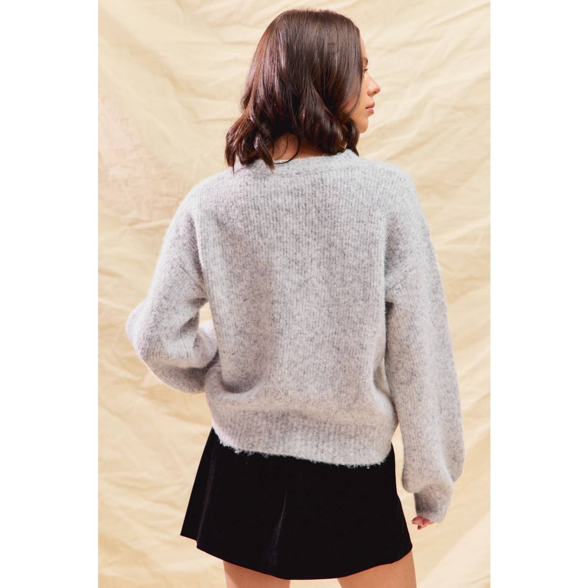 RIBBON SEQUINS CHRISTMAS HOLIDAY SWEATER TOP: LT GREY/SILVER / S