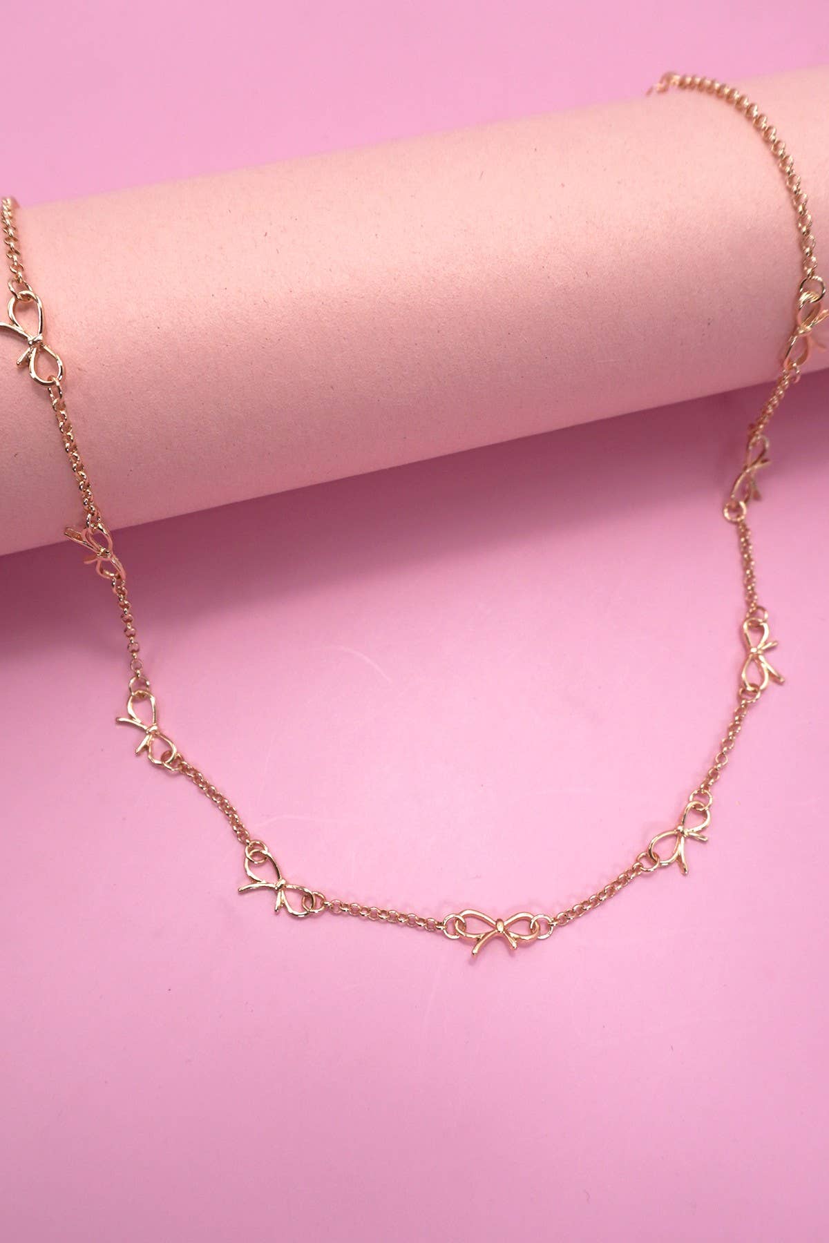 Gold Bow Cutout Necklace