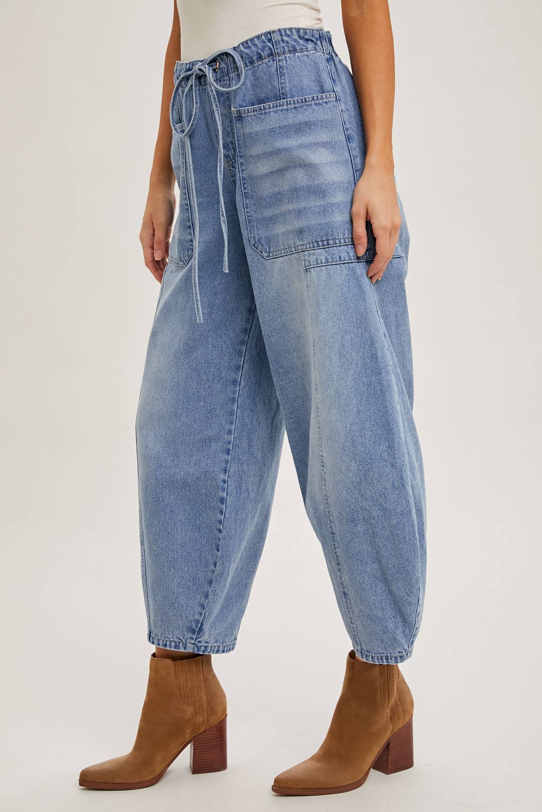 DENIM MID-WAIST DRAWSTRINGS BARREL JEANS: LT.WASH / S