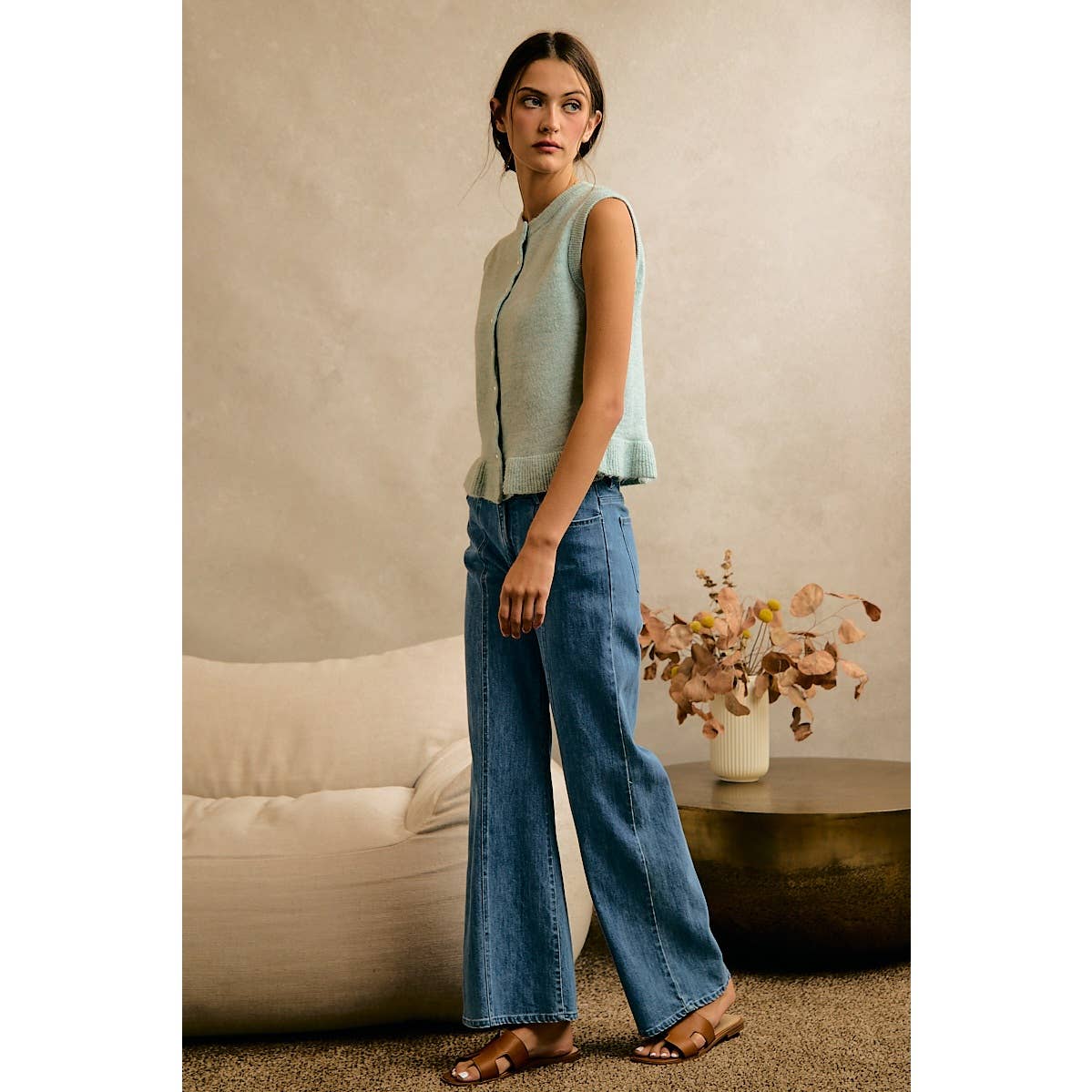 BUTTON FRONT RUFFLE TRIM HEM KNIT VEST: SEA SALT BLUE / L