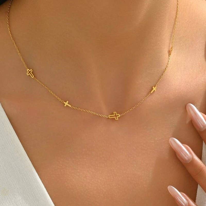 STAINLESS STEEL TARNISH FREE CROSS NECKLACE | 40NK9742: GOLD