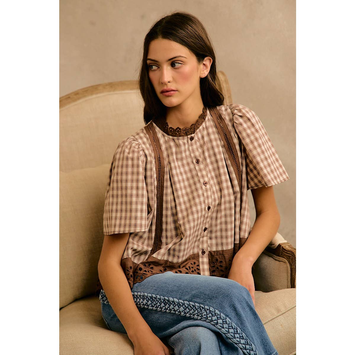 COTTON CHECK LACE TRIM FLUTTER SLEEVES BLOUSE TOP: BROWN / L