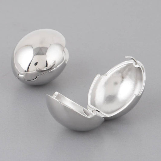 Empty Shell Clasp Earrings: SL