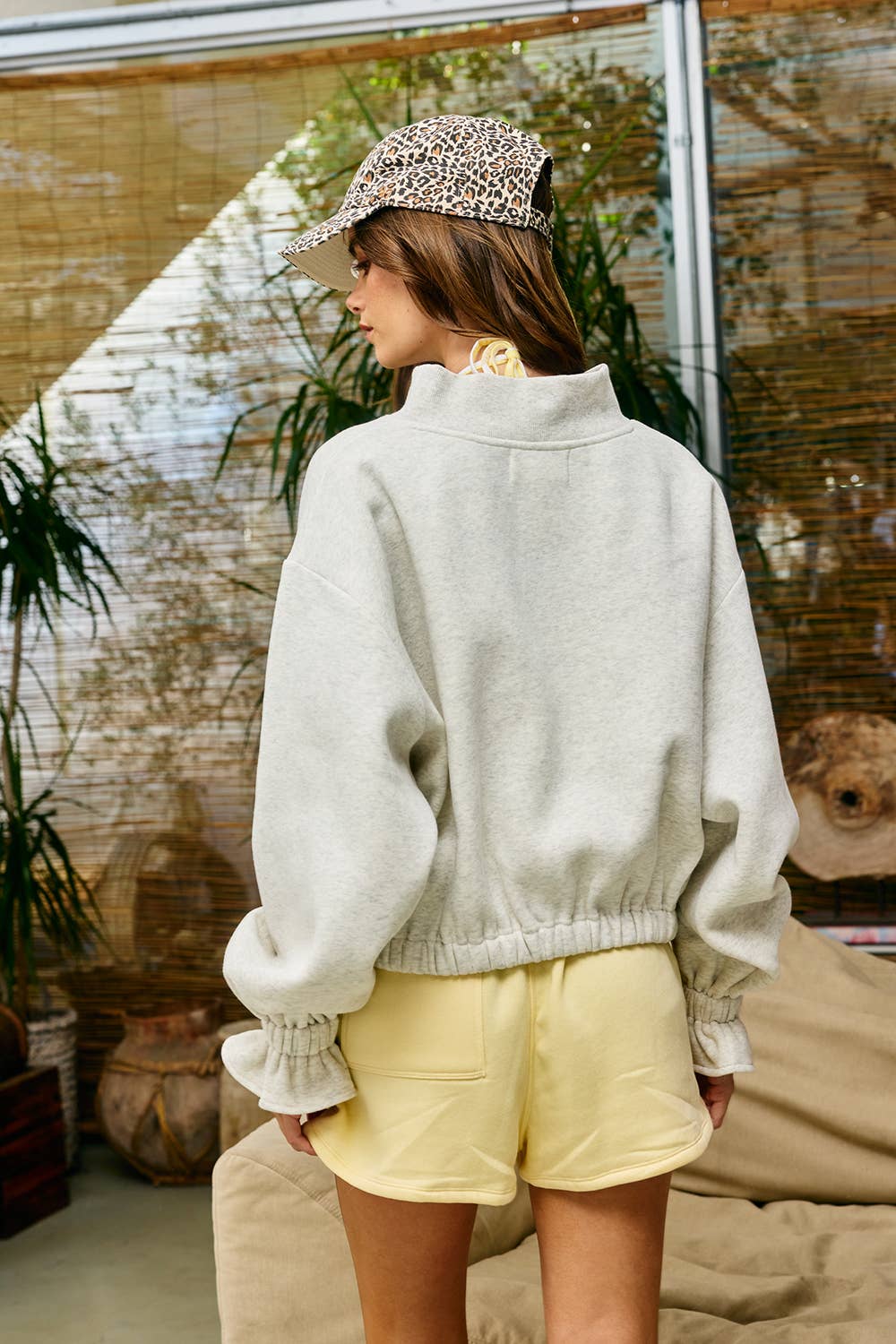 IT2995 Ruffled cuff Detail Mock-neck Crop Terry Sweatshirt: LAVENDER / S-M-L (2-2-2)
