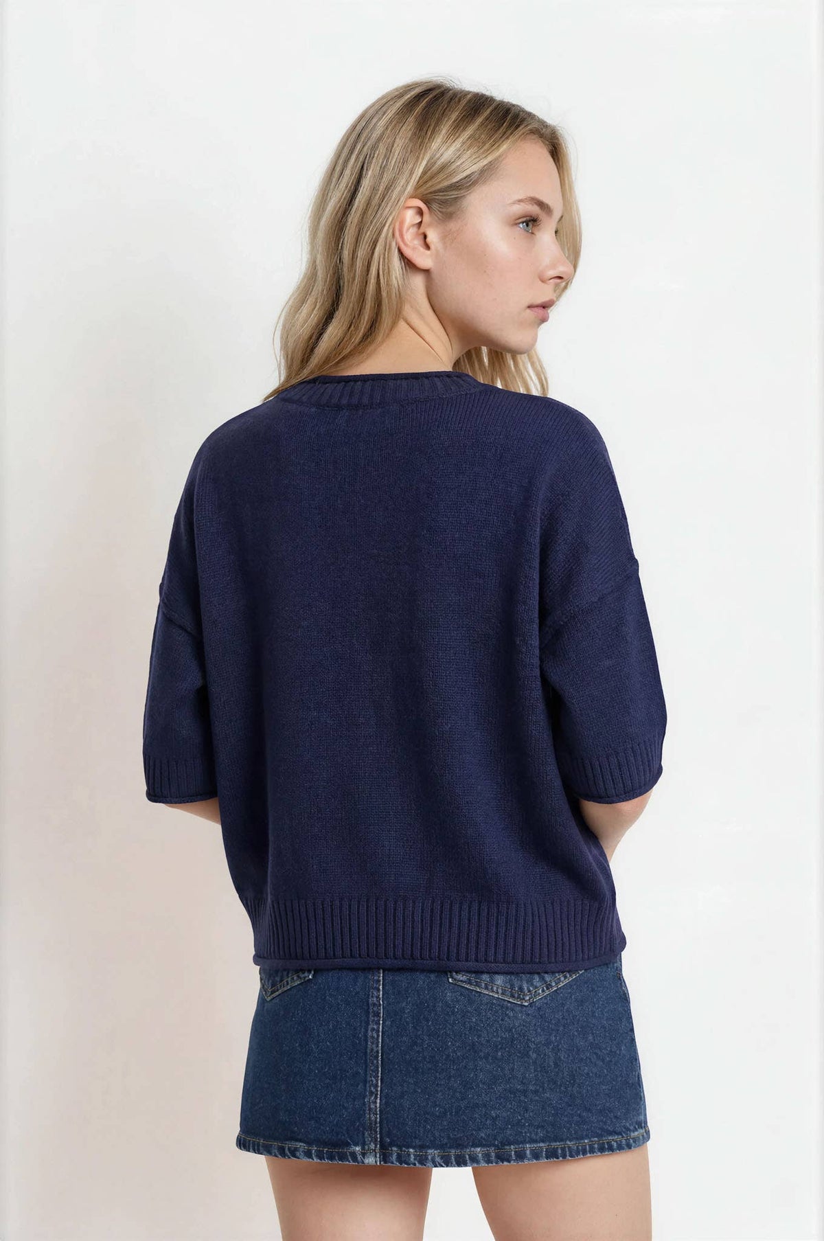 EXPOSED SEAM DROP SHOULDER SHORT SLEEVE PULLOVER : CHOCOLATE BROWN
