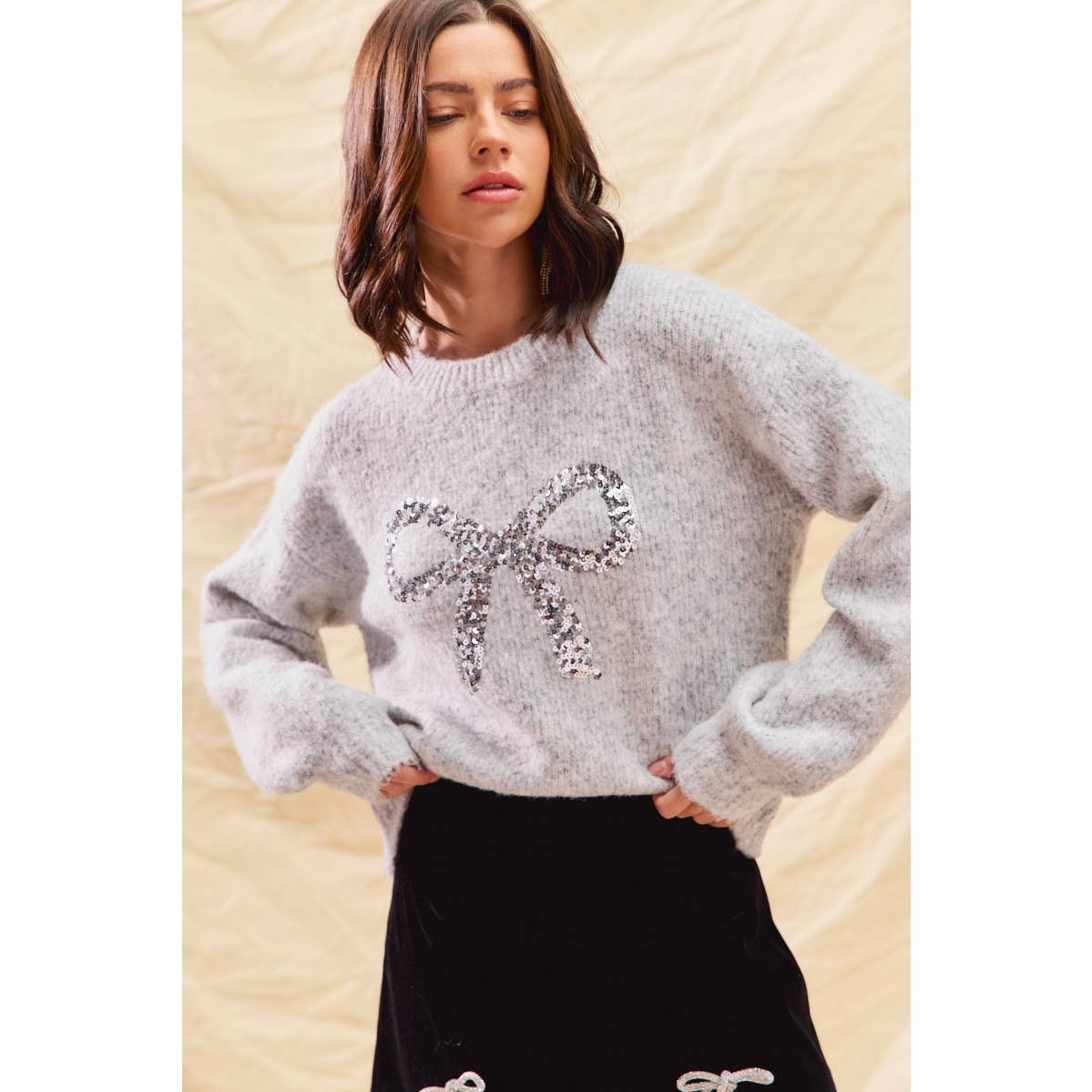 RIBBON SEQUINS CHRISTMAS HOLIDAY SWEATER TOP: LT GREY/SILVER / S