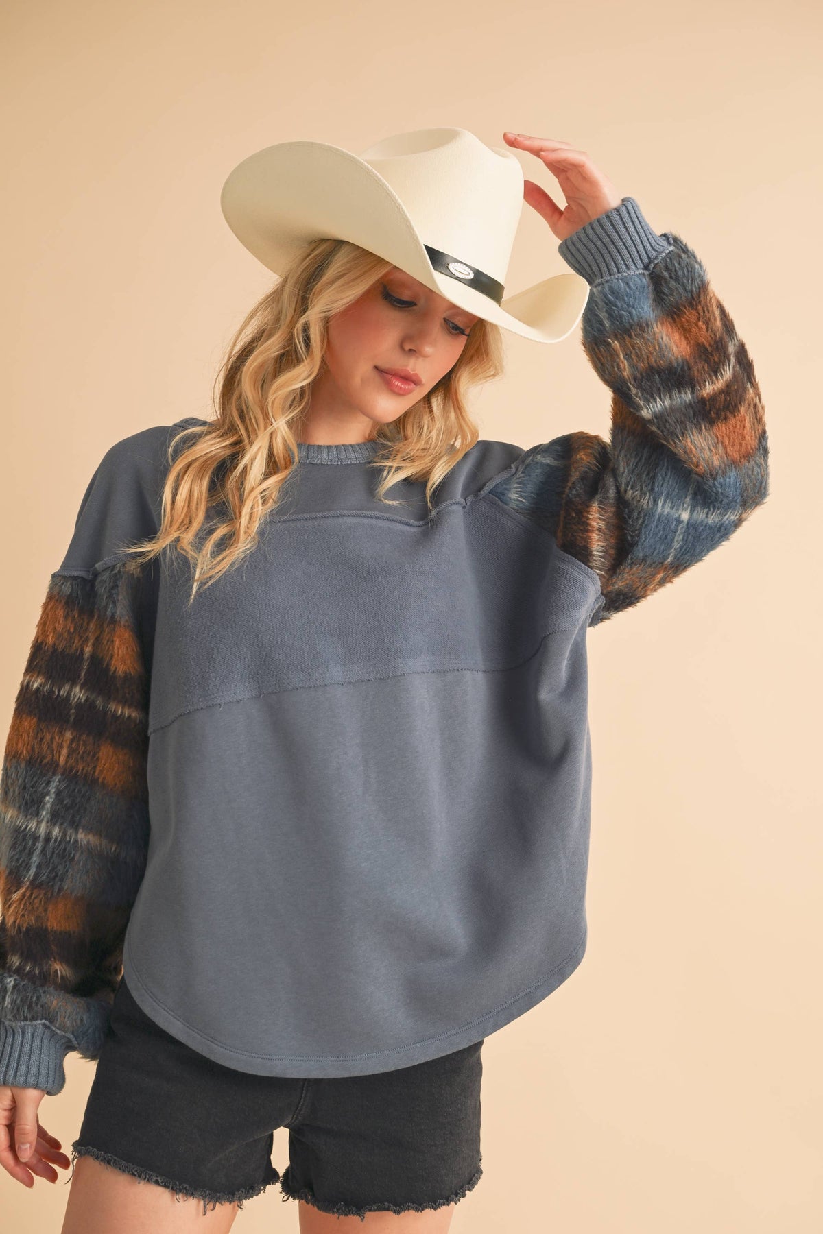 9103FK Malva Plaid Pullover Sweater: Slate Blue / Contemporary / S