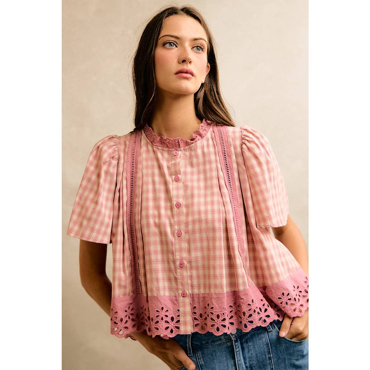 COTTON CHECK LACE TRIM FLUTTER SLEEVES BLOUSE TOP: BROWN / L