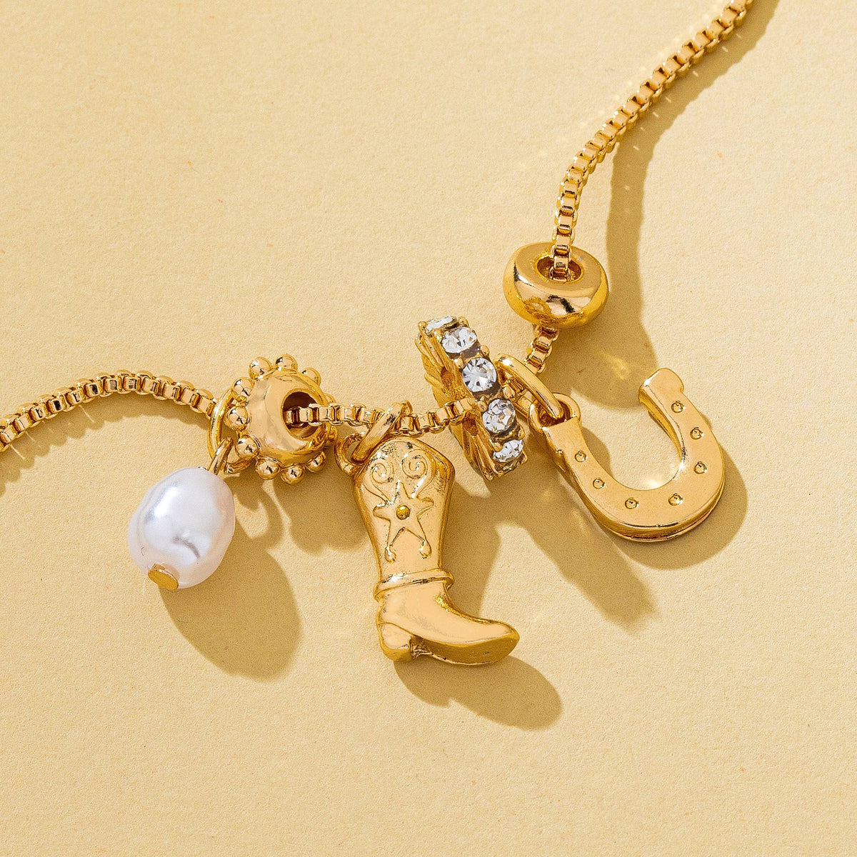 Western Boot Horseshoe Pearl Charm Necklace | 80N93161: Gold