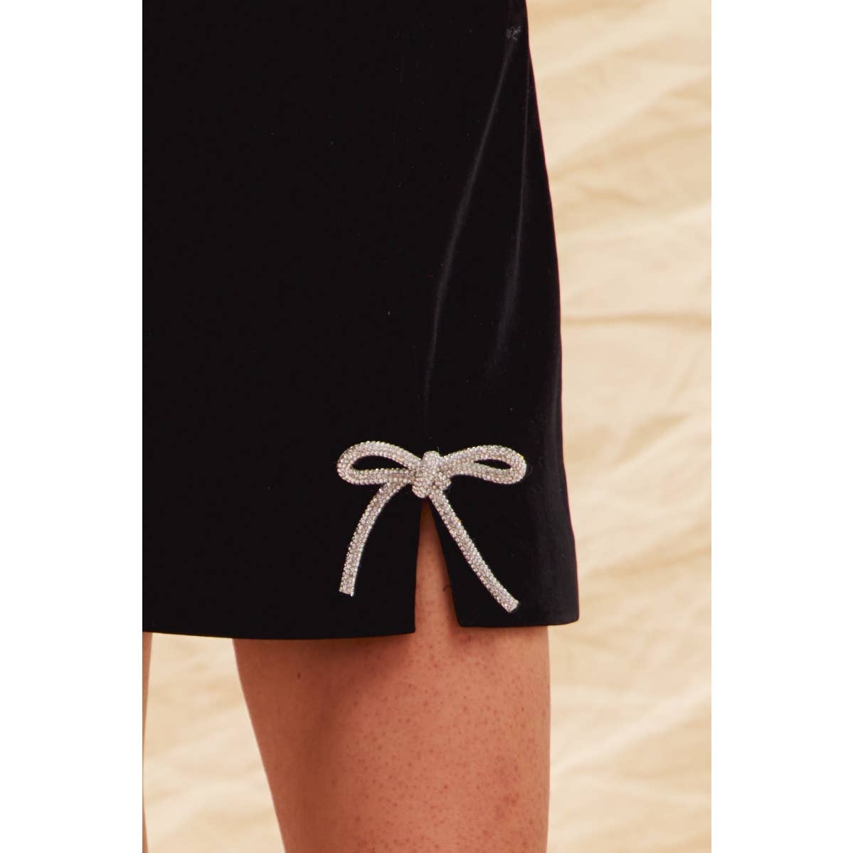 CHRISTMAS RHINESTONE RIBBON TRIM HOLIDAY VELVET MINI SKIRT: PINK / M