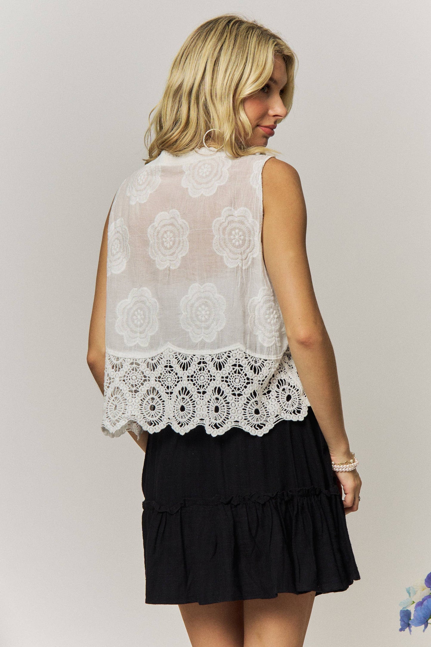 BOHO FLORAL CROCHET LACE VEST- LET4303: Beige / ONESIZE(6)