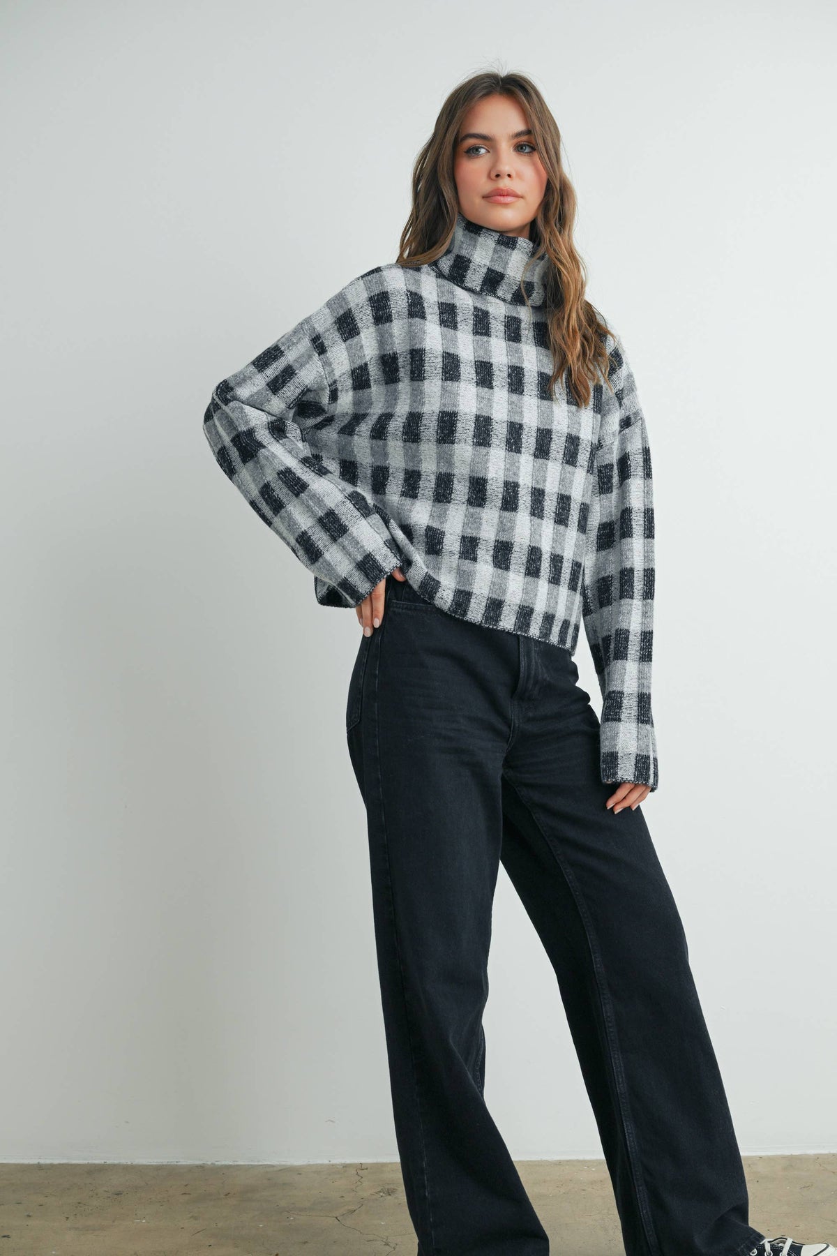 Fall Check Turtleneck Sweater - BMW7532: TAUPE MULTI / M