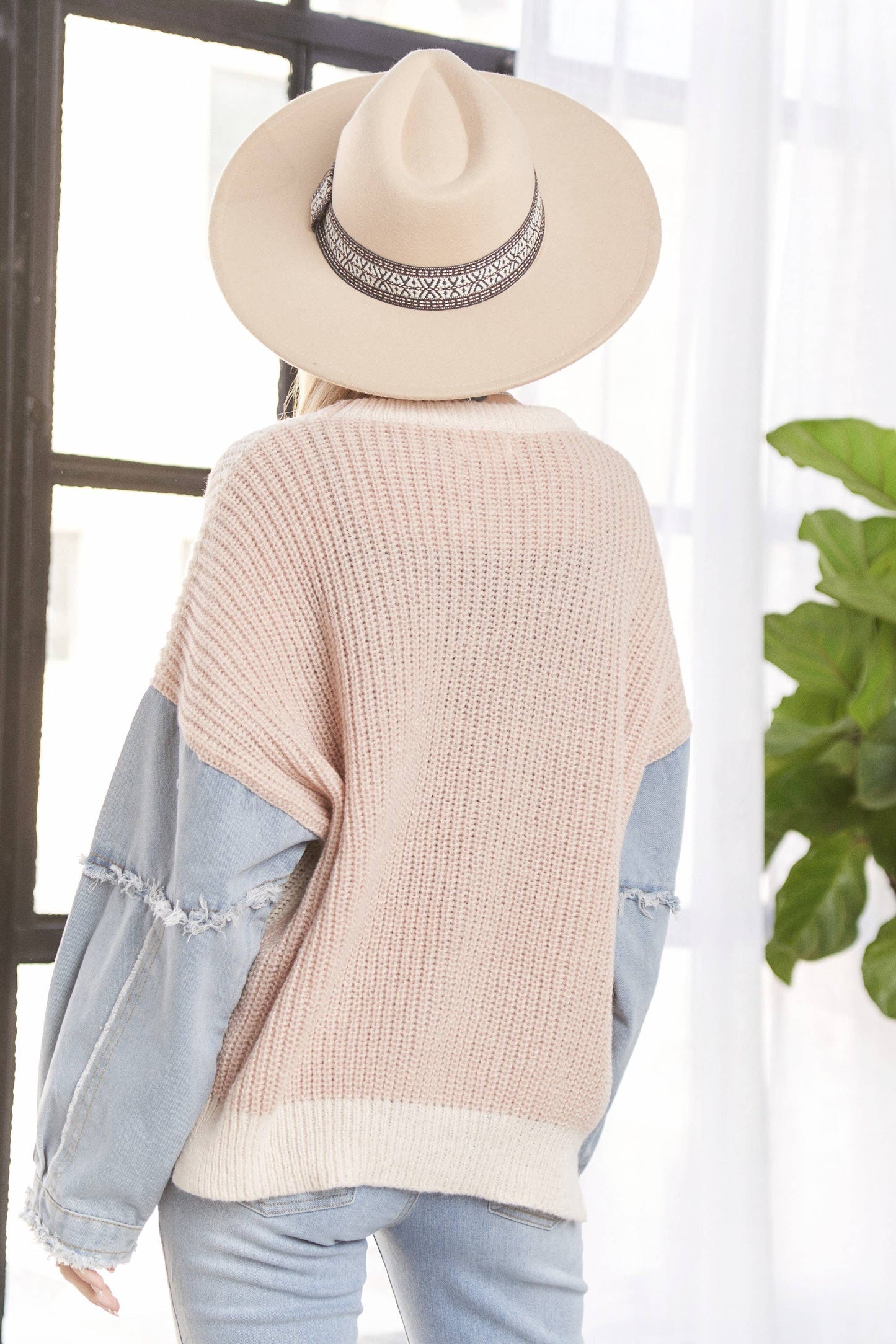 LESW3192 - FRAYED DENIM SLEEVE SWEATER TOP: BLUSH / S-M-L(2-2-2)