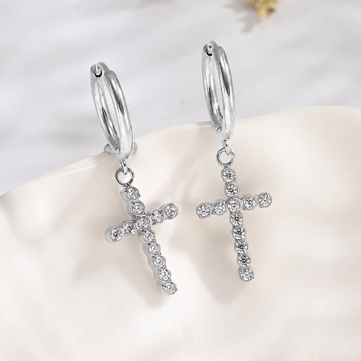18K STAINLESS STEEL WATERPROOF TARNISH FREE HOOPS | 40E365: Silver