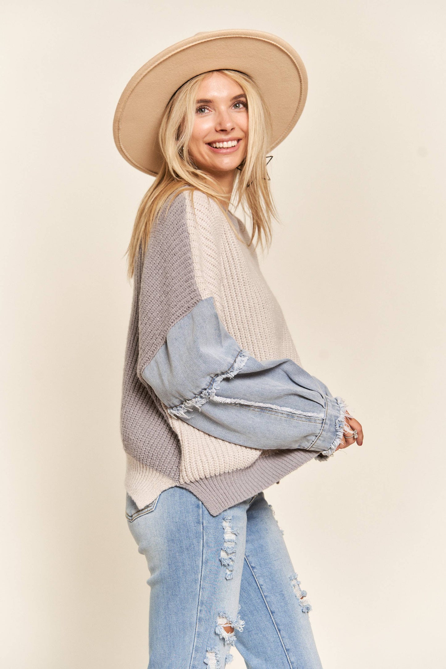 LESW3192 - FRAYED DENIM SLEEVE SWEATER TOP: BLUSH / S-M-L(2-2-2)