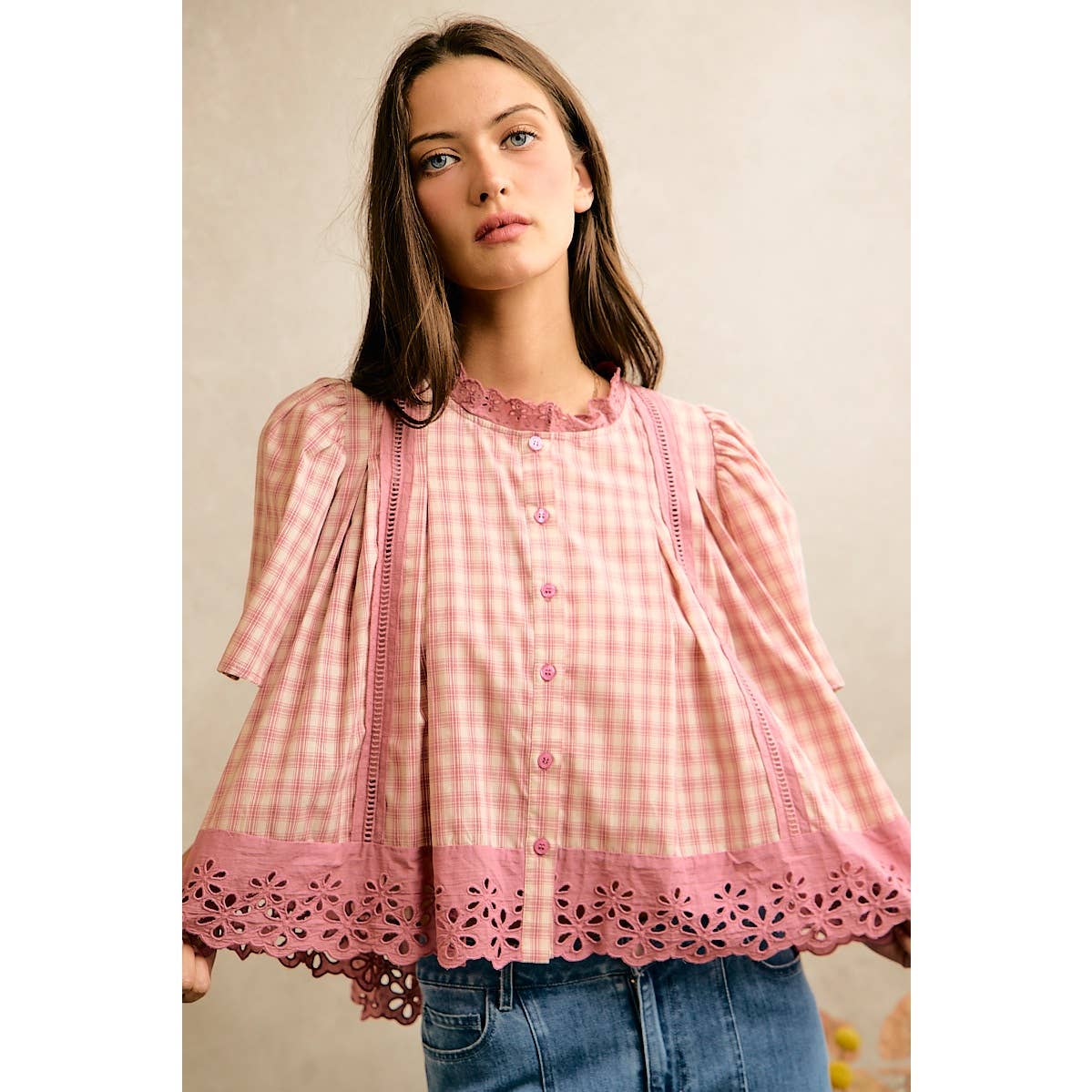 COTTON CHECK LACE TRIM FLUTTER SLEEVES BLOUSE TOP: BROWN / L